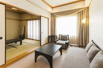 Imagen de la habitación del Hotel Cadenza Tokyo. Foto 5