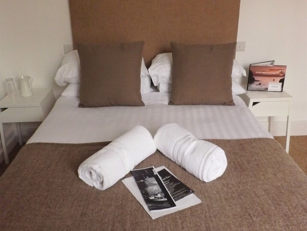 Imagen general del Hotel Cadgwith Cove Inn. Foto 3