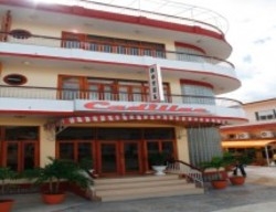 Imagen de los exteriores del Hotel Cadillac, Las Tunas. Foto 5