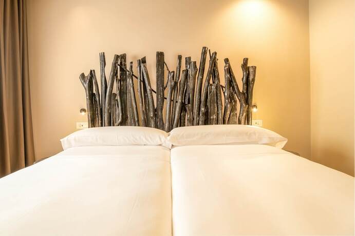 Imagen general del Hotel Cadiz Bahia Apartmentos. Foto 4