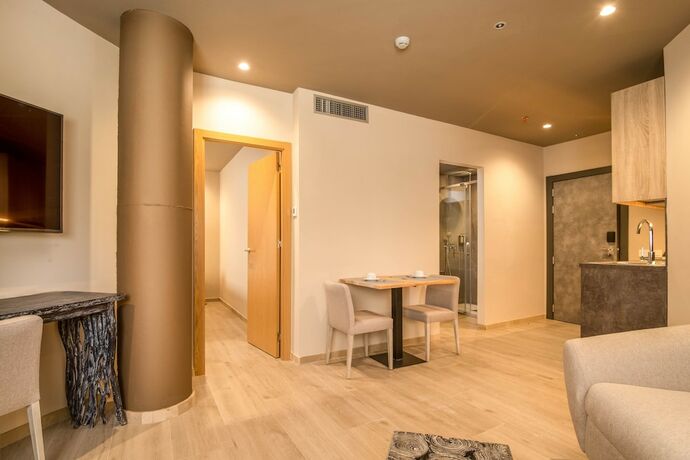 Imagen general del Hotel Cadiz Bahia Apartmentos. Foto 8