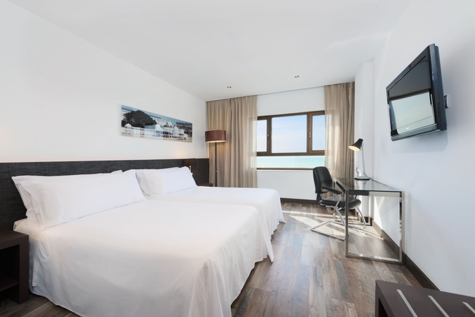Imagen de la habitación del Hotel Cadiz Paseo del Mar by Melia. Foto 12