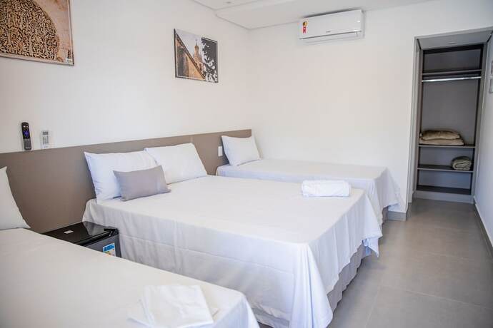 Imagen de la habitación del Hotel Cadiz Pousada e Lazer. Foto 13