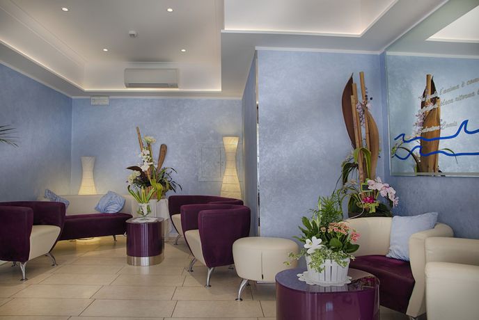 Imagen de los interiores del Hotel Cadiz, Viserbella. Foto 20
