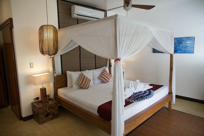 Imagen de la habitación del Hotel Cadlao Resort and Restaurant. Foto 19