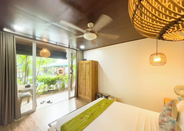 Imagen de la habitación del Hotel Cadlao Resort and Restaurant. Foto 24