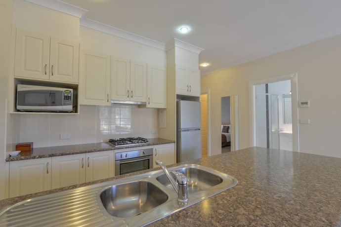 Imagen de la habitación del Hotel Cadman Motor Inn and Apartments. Foto 16