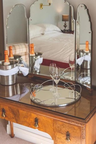 Imagen de la habitación del Hotel Cadmore Lodge. Foto 7