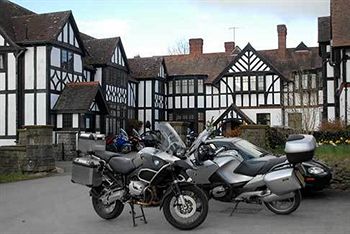 Imagen de los exteriores del Hotel Caer Beris Manor. Foto 11