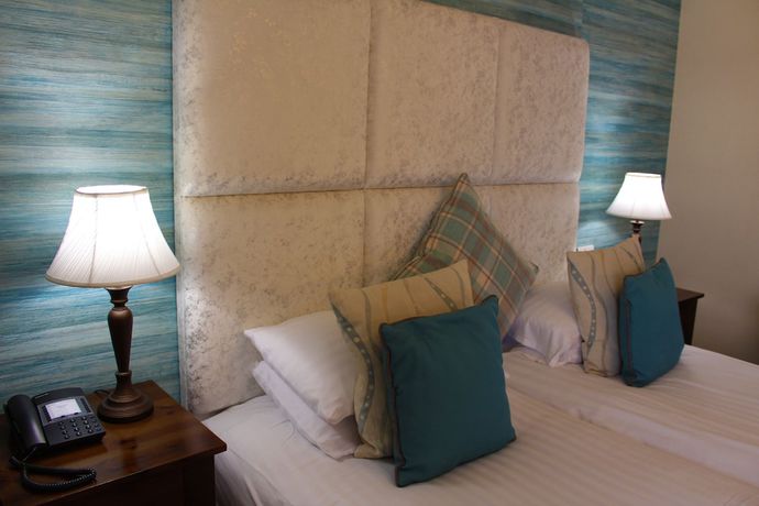 Imagen de la habitación del Hotel Caerwylan. Foto 20