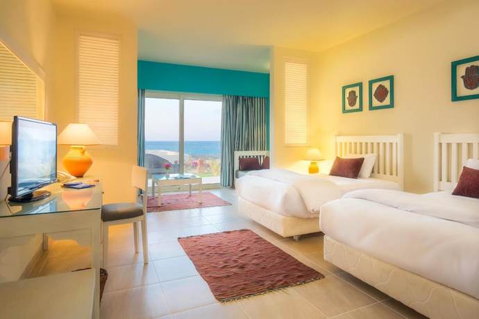 Imagen de la habitación del Hotel Caesar Bay Resort. Foto 7