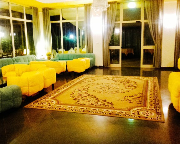 Imagen del bar/restaurante del Hotel Caesar (Bed and Breakfast). Foto 4