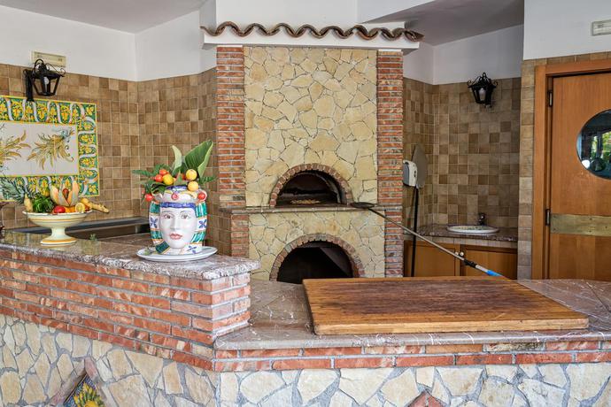 Imagen general del Hotel Caesar Palace, GIARDINI NAXOS. Foto 4