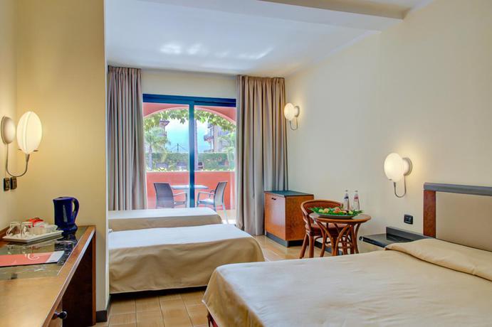 Imagen general del Hotel Caesar Palace, GIARDINI NAXOS. Foto 5