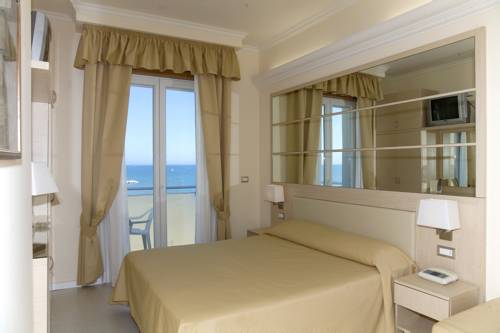 Imagen de la habitación del Hotel Caesar Paladium. Foto 3