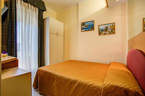 Imagen de la habitación del Hotel Caesar Paladium. Foto 7