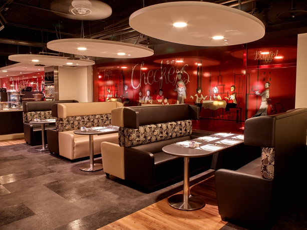 Imagen del bar/restaurante del Hotel Caesar Park Taipei. Foto 2