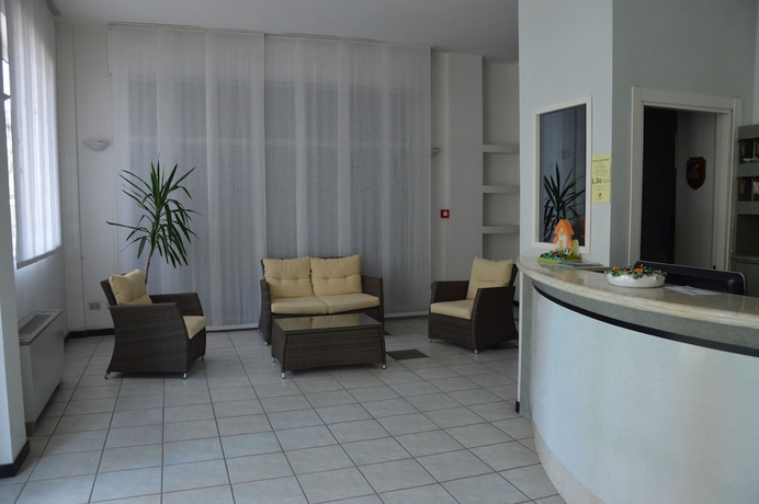 Imagen de los interiores del Hotel Caesar, Pesaro. Foto 17