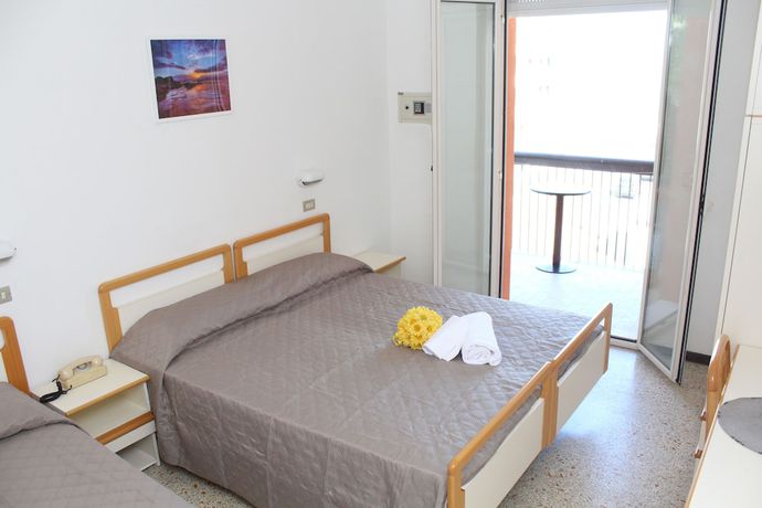 Imagen de la habitación del Hotel Caesar, Portoverde. Foto 10