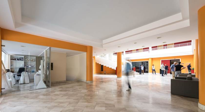 Imagen de los interiores del Hotel Caesar's. Foto 18