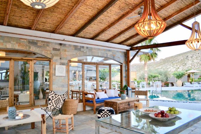 Imagen de los interiores del Hotel Caesars Gardens Hotel and Spa - Adults Only. Foto 10