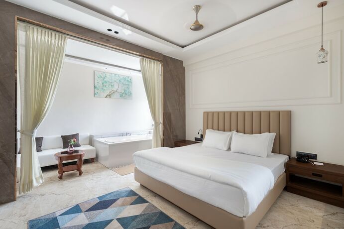 Imagen de la habitación del Hotel Caesars Palace, Bhopal. Foto 17
