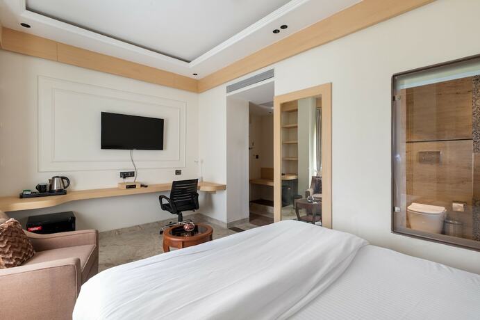 Imagen de la habitación del Hotel Caesars Palace, Bhopal. Foto 18