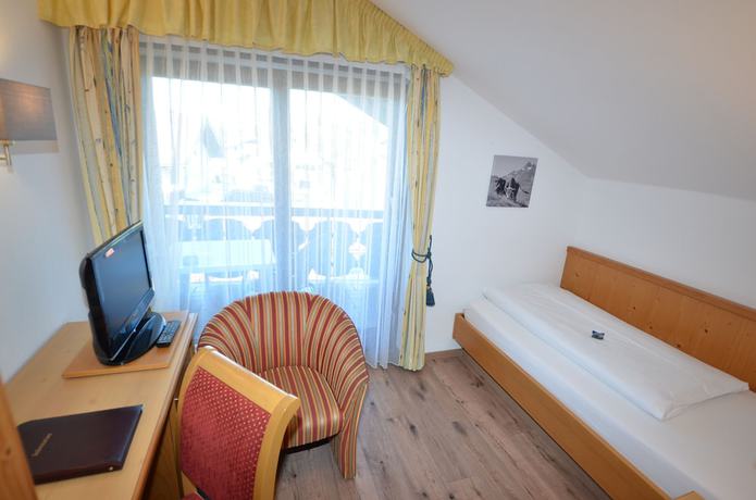 Imagen de la habitación del Hotel Cafe Fuggerhof. Foto 17