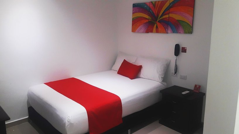 Imagen de la habitación del Hotel Cafe Plaza. Foto 2