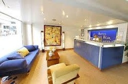 Imagen de los interiores del Hotel Cafe Real. Foto 4