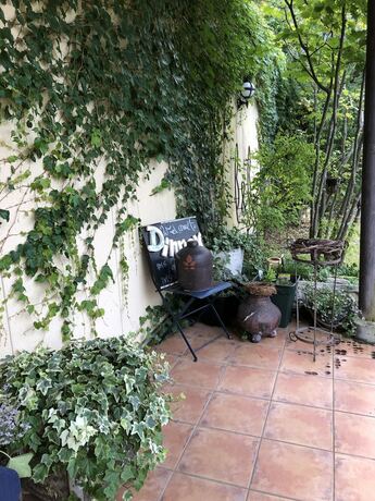 Imagen de la habitación del Hotel Cafe Restaurant B&B Burari. Foto 7