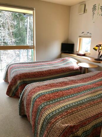 Imagen de la habitación del Hotel Cafe Restaurant B&B Burari. Foto 11