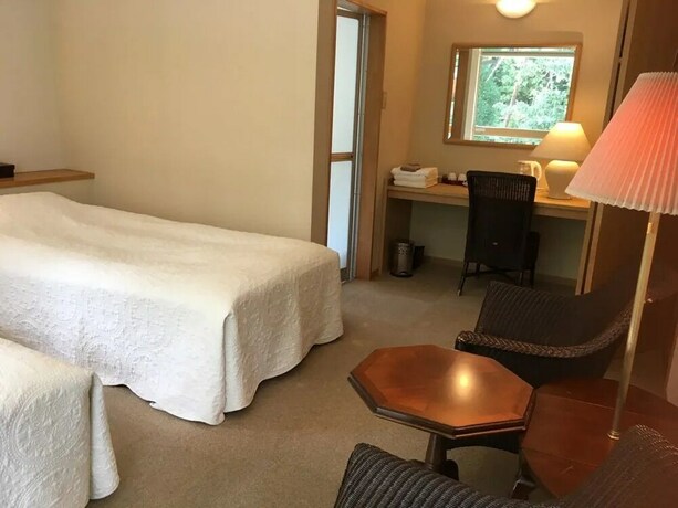 Imagen de la habitación del Hotel Cafe Restaurant B&B Burari. Foto 15