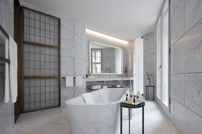 Imagen de la habitación del Hotel Cafe Royal, London. Foto 2