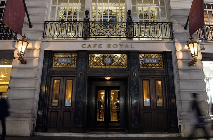 Imagen de los exteriores del Hotel Cafe Royal, London. Foto 11