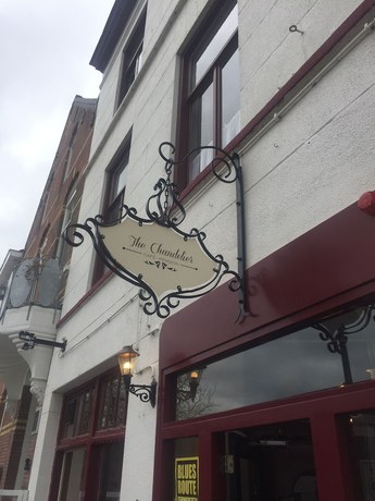 Imagen general del Hotel Cafe pension The Chandelier. Foto 2