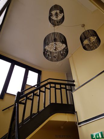 Imagen de los interiores del Hotel Cafe pension The Chandelier. Foto 16
