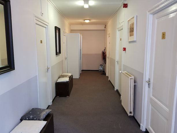 Imagen de los interiores del Hotel Cafe pension The Chandelier. Foto 18