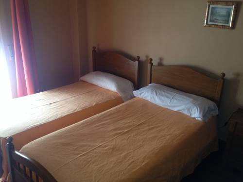 Imagen de la habitación del Hotel Café Bar Jefi. Foto 9