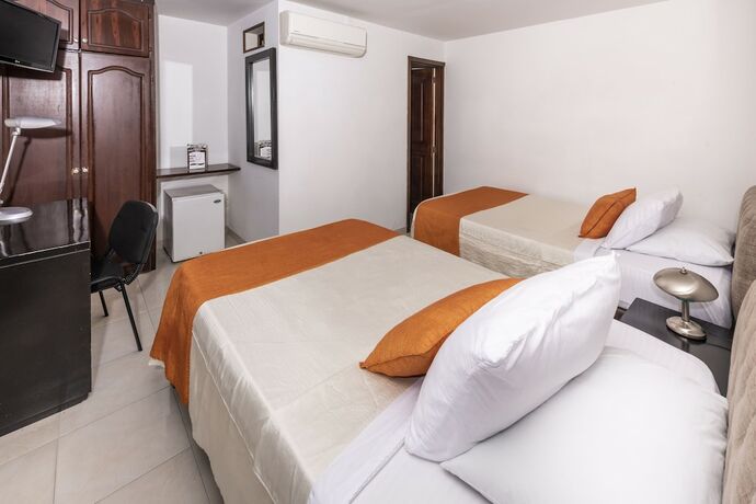 Imagen de la habitación del Hotel Caf&eacute; Caf&eacute; Avenida, Armenia. Foto 14
