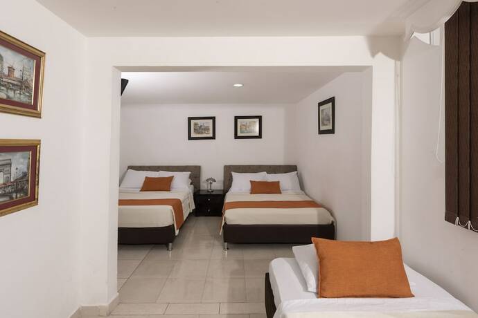 Imagen de la habitación del Hotel Caf&eacute; Caf&eacute; Avenida, Armenia. Foto 18