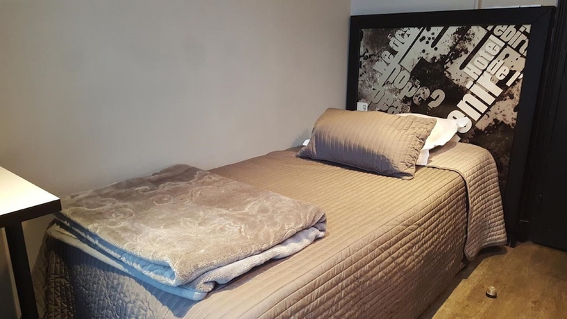 Imagen de la habitación del Hotel Café De L'avenir. Foto 11