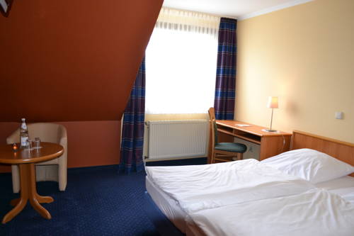 Imagen de la habitación del Hotel Caf&eacute; Ernst. Foto 3