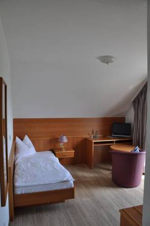 Imagen de la habitación del Hotel Caf&eacute; Ernst. Foto 9