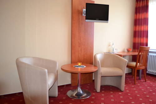 Imagen de la habitación del Hotel Caf&eacute; Ernst. Foto 15
