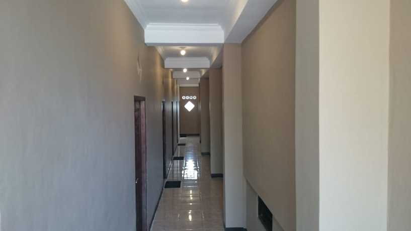 Imagen de los interiores del Hotel Caf&eacute; Johan Home Stay Senggigi. Foto 11