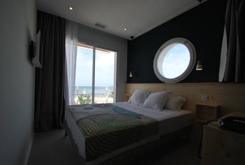 Imagen de la habitación del Hotel Café Miramar. Foto 4