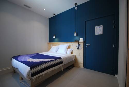 Imagen de la habitación del Hotel Café Miramar. Foto 12