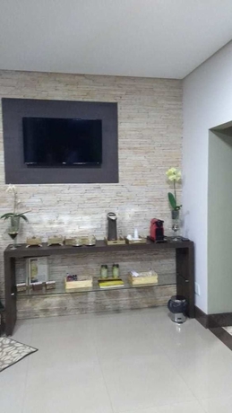 Imagen de los interiores del Hotel Caf&eacute; Palace. Foto 19