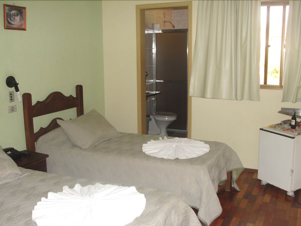 Imagen de la habitación del Hotel Caf&eacute; Palace. Foto 10